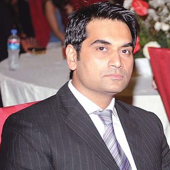 Humayun Saeed Injured In an Accident