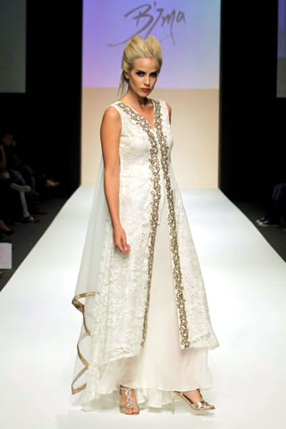 Bisma Ahmed at Dubai Fashion Week 2010