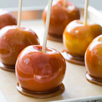 Delicious recipe of Caramel Apples