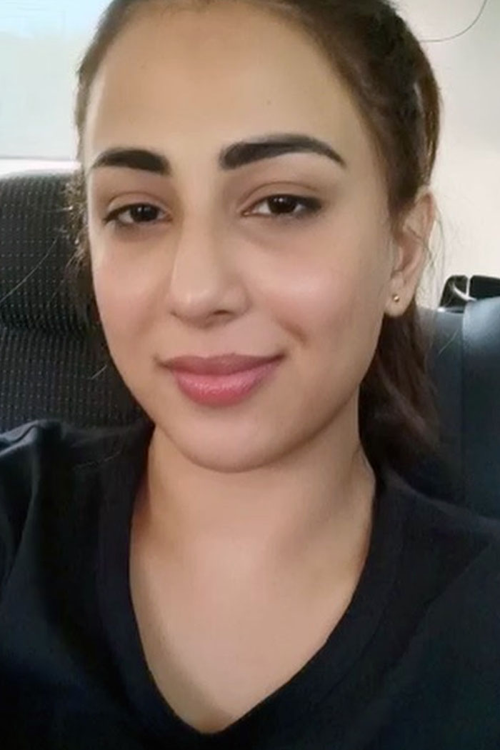 Ushna Shah images